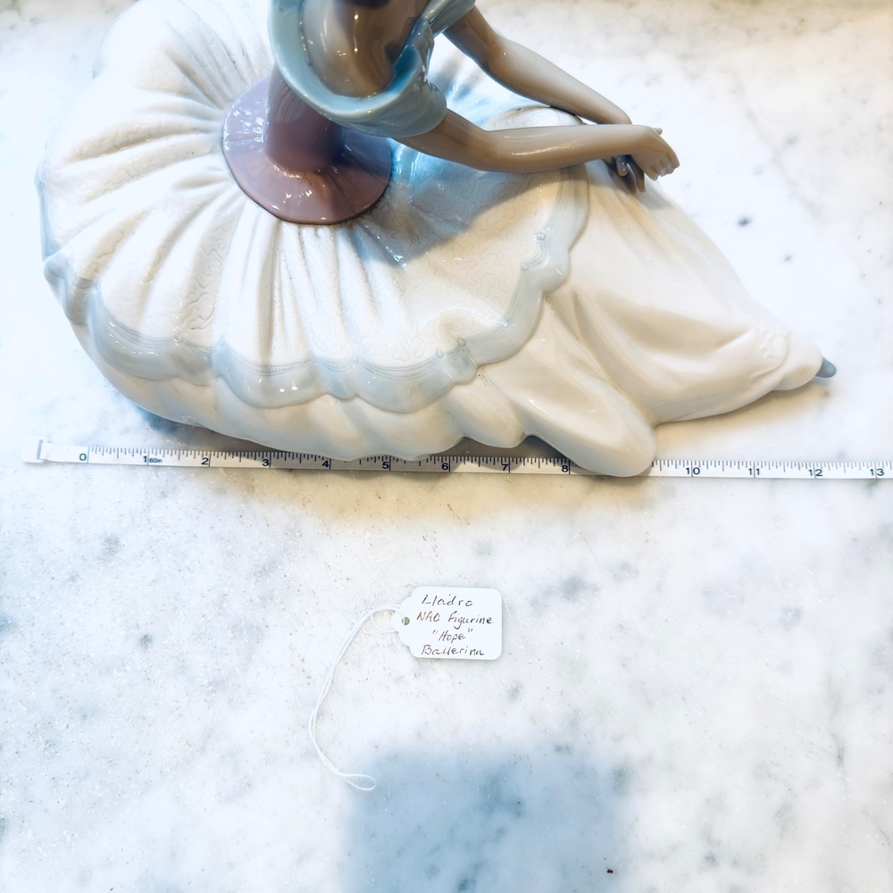 NAO Lladro Ballerina Figurine "Hope" Collectible Home Decor Ceramic #1266 - Picture 6 of 8